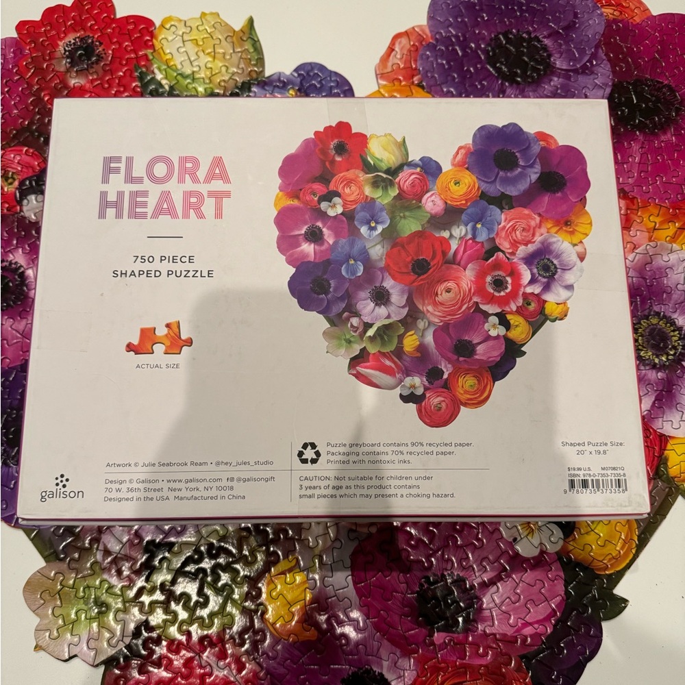 Galison 750 Piece Shaped Flora Heart Jigsaw Puzzle - Picture 3 of 3